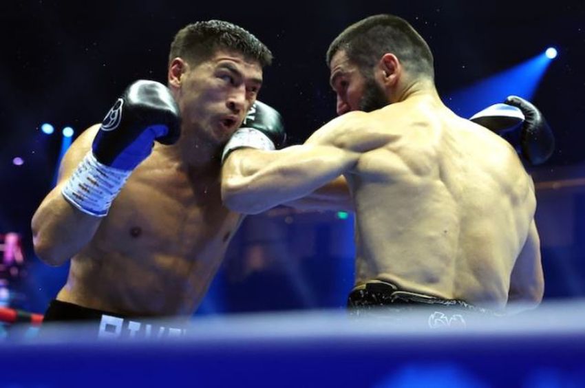 RADIO STATION 4 Kontroversi Tinju Gegerkan 2024, Artur Beterbiev vs Dmitry Bivol Terbaru