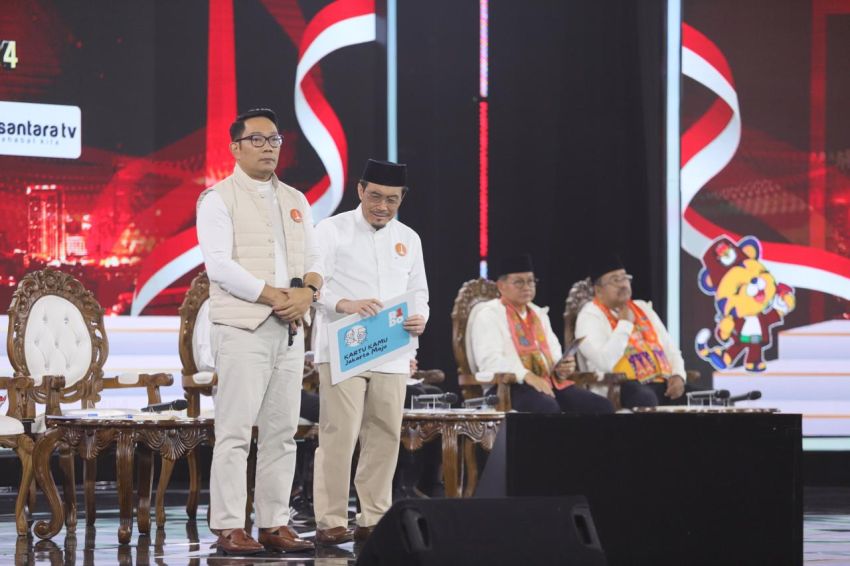 RADIO STATION Apresiasi Penampilan Ridwan Kamil saat Debat, Basri Baco: Paling Natural