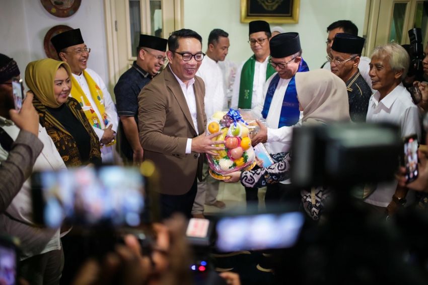 RADIO STATION Bamus Suku Betawi 1982 Dukung Ridwan Kamil-Suswono Pimpin Jakarta