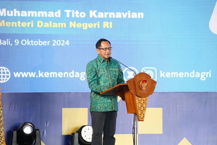 RADIO NEWS Buka Rakornas, Mendagri Tekankan Peran Penting Biro Hukum