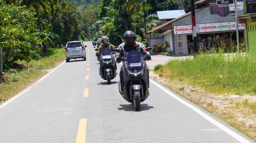 RADIO NEWS Dari Pontianak ke Sambas: Menaklukkan Tantangan Borneo dengan Yamaha Nmax Turbo