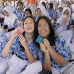 RADIO STATION Dosen Unika Atma Jaya Edukasi Remaja Perempuan tentang Kesehatan Reproduksi