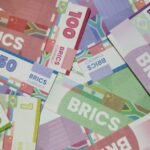 RADIO STATION Gebuk Dolar AS, Ini Keuntungan BRICS Pay vs SWIFT Barat