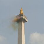 RADIO NEWS HUT ke-79 TNI, Atraksi Pendaki Serbu Terjun dari Monas Bikin Kagum Masyarakat