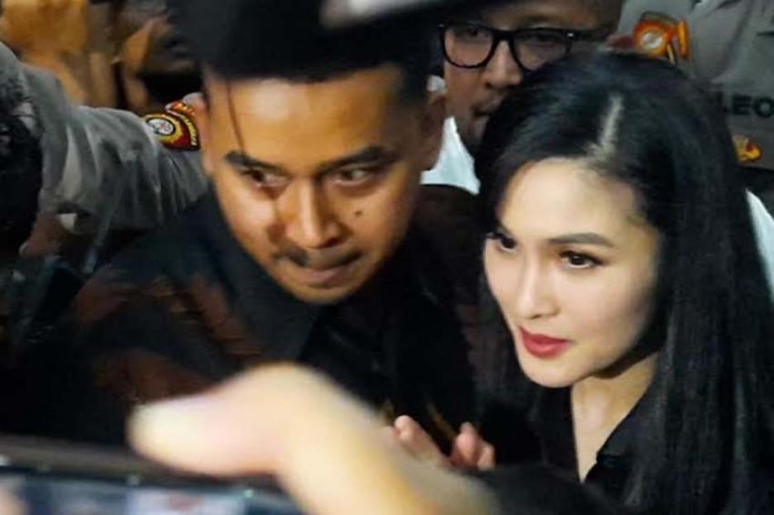 RADIO STATION Jadi Saksi Harvey Moeis, Sandra Dewi Tantang Hakim Tanyakan Asal-muasal 141 Perhiasannya yang Disita Kejagung