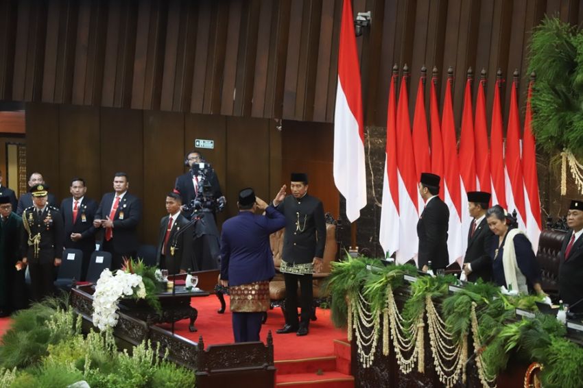 STATION NEWS Jokowi Pulang ke Solo Pakai Pesawat TNI AU dari Lanud Halim Perdanakusuma