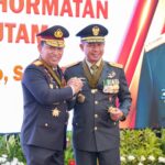 RADIO STATION Kapolri Sematkan Bintang Bhayangkara Utama ke Panglima TNI, Sinergitas Menuju Indonesia Maju