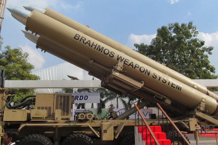 RADIO NEWS Kehebatan Rudal Supersonik BrahMos yang Dilirik Indonesia