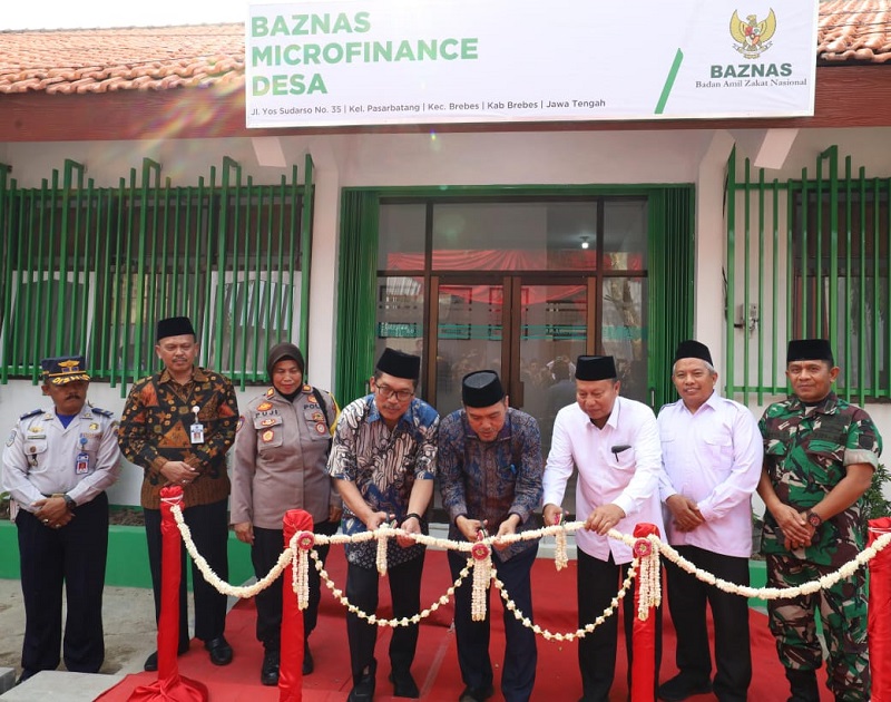 RADIO STATION Kembangkan Usaha Mustahik, Baznas Microfinance Desa Diluncurkan di Brebes