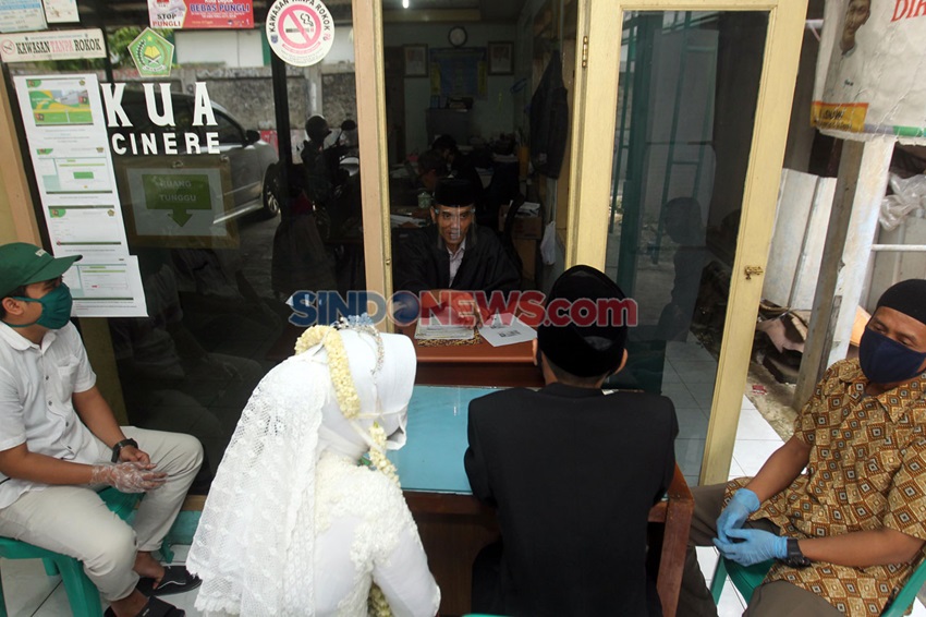 Kemenag Sangkal Larang Akad Nikah di Hari Libur