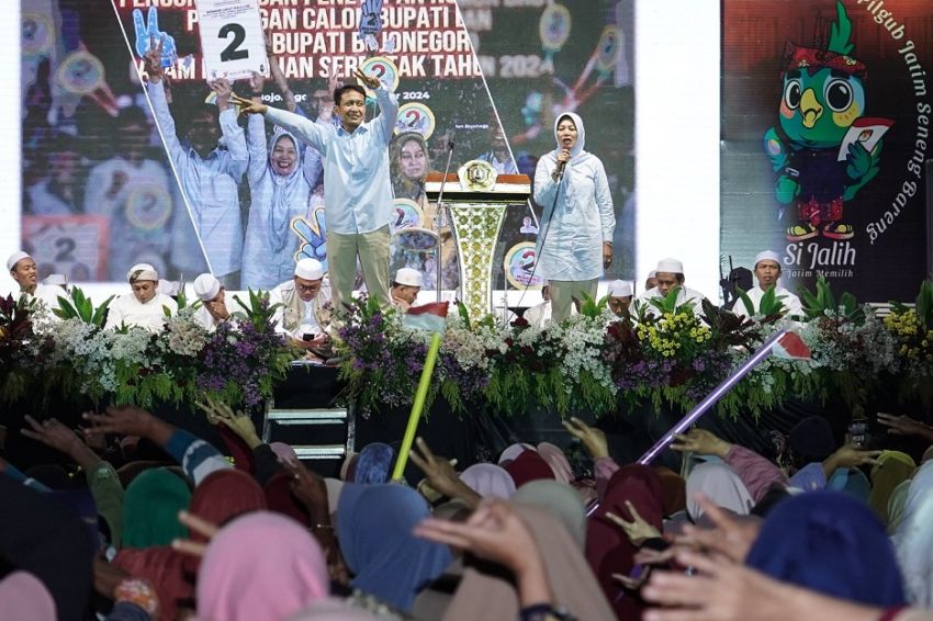 Kemenangan di Depan Mata, Emak-emak Bojonegoro Kompak Dukung Wahono-Nurul