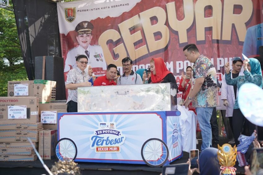 RADIO STATION Kolaborasi Pemerintah-Swasta Atasi Stunting lewat Edukasi Air Bersih dan Pembuatan Camilan Es Potong