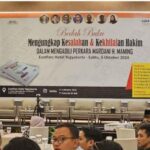 RADIO STATION Pakar Hukum UII Bedah Buku Hasil Eksaminasi Perkara Mardani Maming