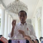 RADIO NEWS Penilaian 10 Tahun Kinerja Jokowi, LSI Denny JA: 3 Rapor Biru, 1 Rapor Merah