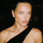 STATION NEWS Perjalanan Karier Adriana Lima, Model Cantik yang Mengguncang Victoria Secret Fashion Show 2024