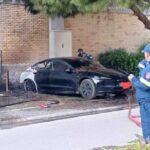 STATION NEWS Tesla Model 3 Terbakar saat Isi Ulang Baterai, Api Sulit Dipadamkan