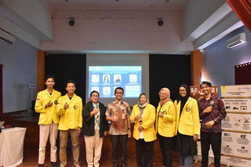 STATION NEWS Tim PPM UI Gelar Literasi Sadar Bencana dan Sosialisasi Mitigasi Bagi Remaja