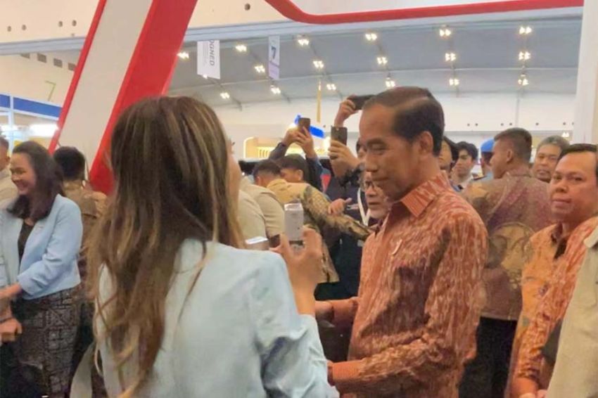 STATION NEWS Trade Expo Indonesia 2024, Jokowi Mampir di Booth Maklon dan Brand Kecantikan Lokal