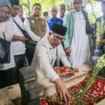 Ziarah ke Makam Pangeran Jayakarta, Ridwan Kamil: Ini Bagian Mempelajari Jakarta