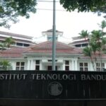 10 Universitas dengan Jurusan Teknik Komputer Terbaik di Indonesia dan Biaya Kuliahnya