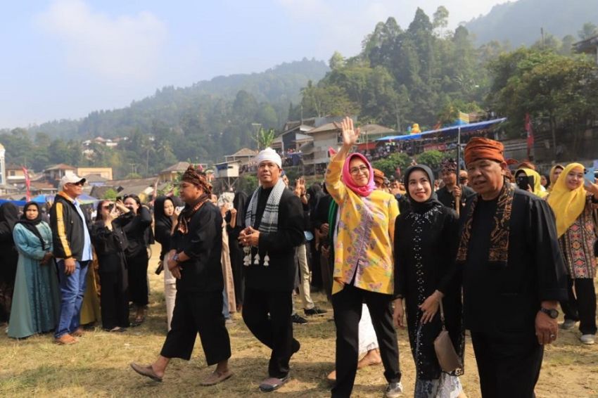 Airin-Ade Berkomitmen Jaga Adat dan Lestarikan Seni Budaya Banten