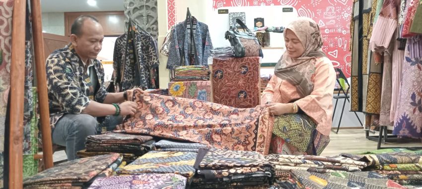 Batik, Identitas dan Warisan Budaya Indonesia yang Diakui Dunia