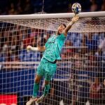 Double Save Spektakuler! Maarten Paes Masuk Nominasi Penyelamatan Terbaik MLS