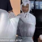 Jualan Kain Kafan di Live Streaming, Warganet: Bahannya Adem Nggak Bang?