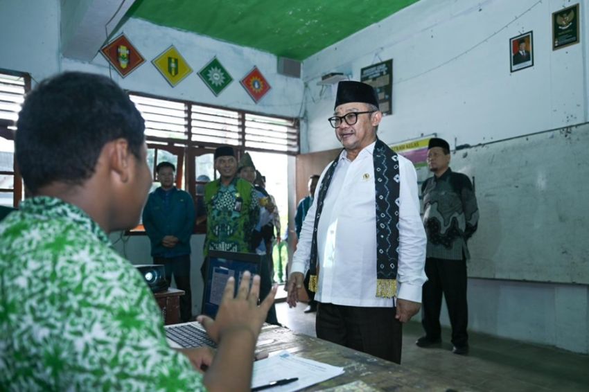 Koordinasi dengan Kemenag, Mendikdasmen Sorot 3 Isu Terkait Guru Agama