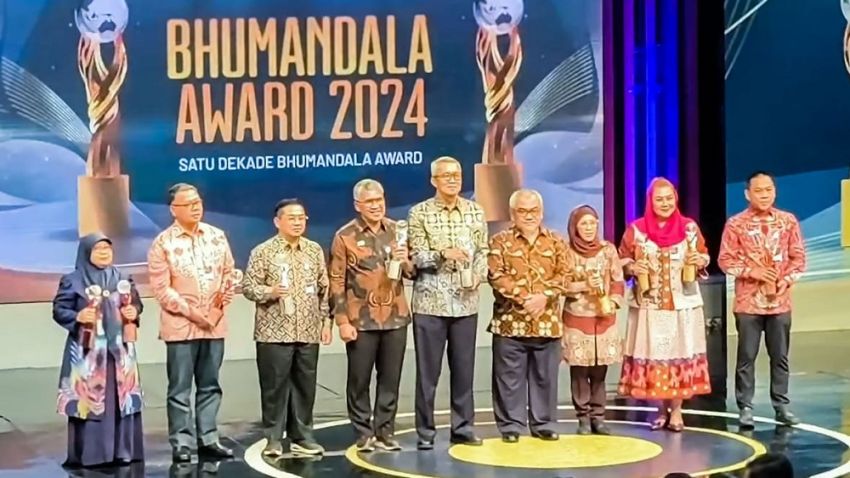 Manfaatkan Sistem Informasi Geospasial, Pemkot Surabaya Raih Predikat Emas dari BIG