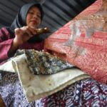 Pelajar dan Mahasiswa! Ini Pengertian Batik Secara Etimologis