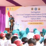 Pj Ketua TP PKK Jateng Peringati Hari CTPS Bersama Ratusan Anak SD di Pekalongan