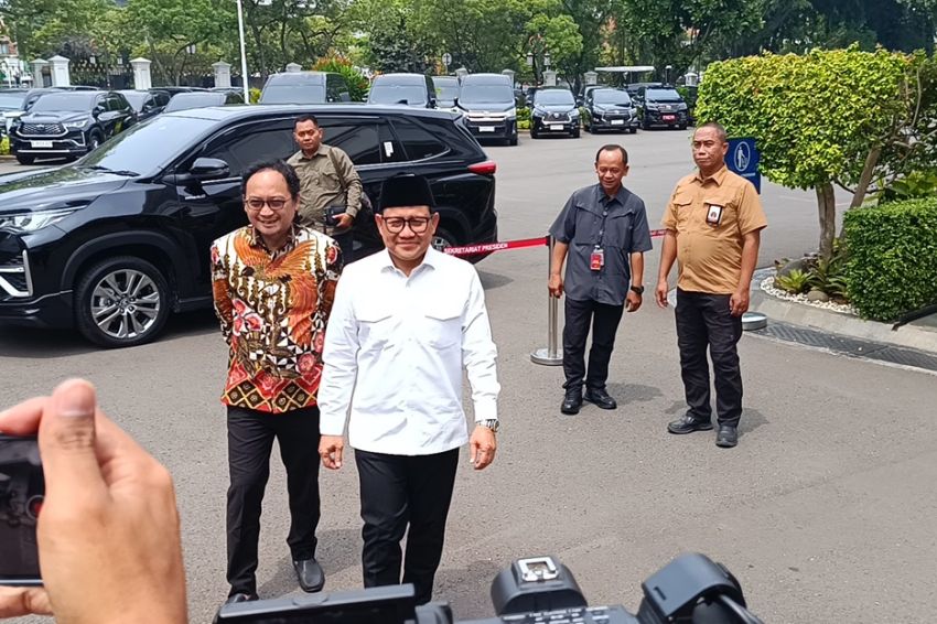 Prabowo Makan Siang Bareng Ketum Parpol di Istana, Ridwan Kamil Bersama Jokowi di Solo