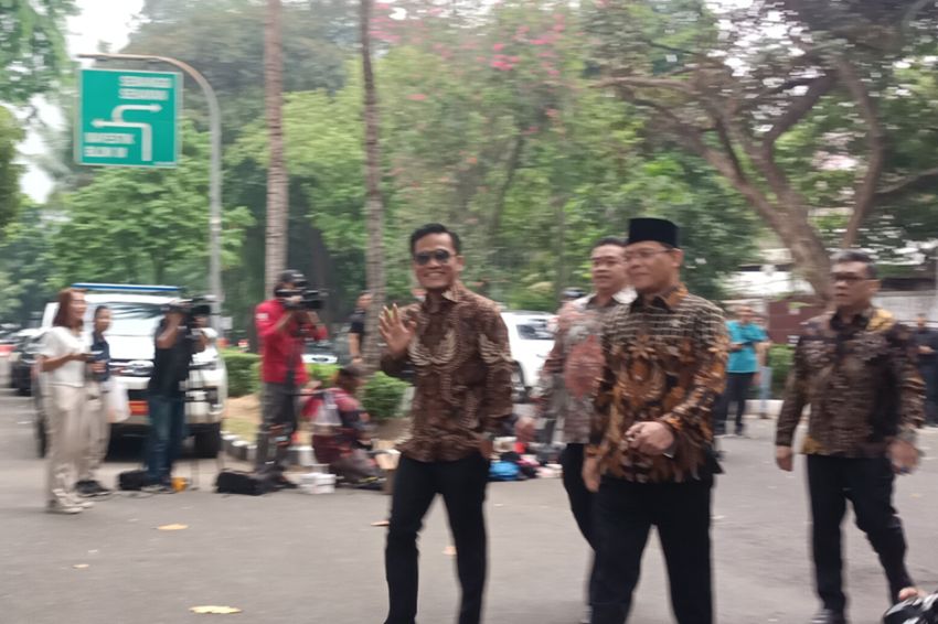 Raffi Ahmad Bareng Gus Miftah Tiba di Kediaman Prabowo, Jadi Wamen?