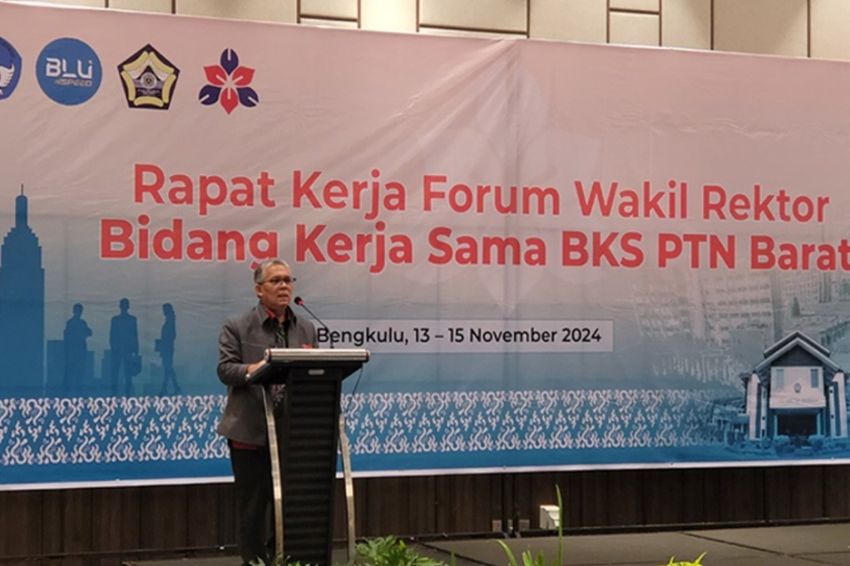 Rektor UPNVJ Dorong Penguatan Kerja Sama Internasional dalam Rapat BKS PTN-Barat 2024