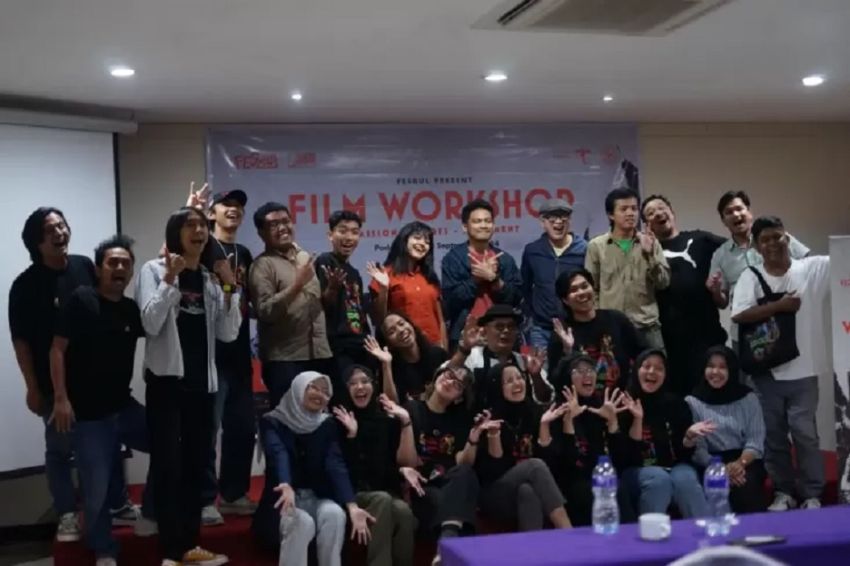 Sineas Kota Padang Antusias Ikuti Workshop Festival Film Bulanan