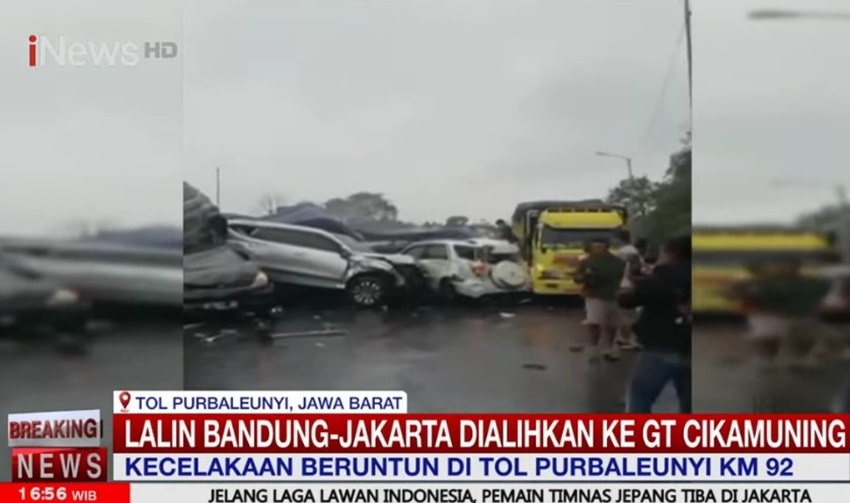 Tabrakan Beruntun di Tol Purbaleunyi, Sejumlah Kendaraan Terguling