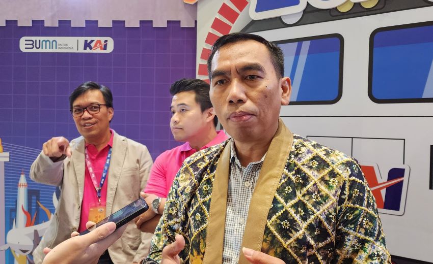 Tiket Pesawat Mahal, Kemenparekraf Dorong KAI Tambah Kapasitas Perjalanan