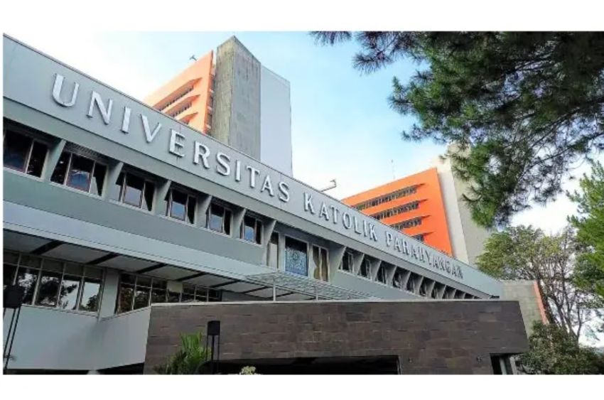 5 Universitas Terbaik di Bandung 2024. Nomor Satu Kampus Riset Kelas Dunia