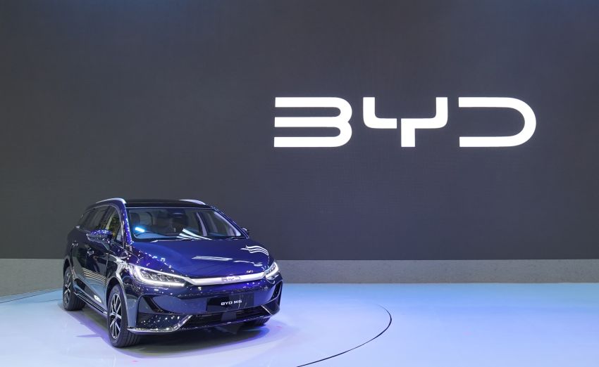 BYD M6: MPV Listrik Lapang dengan Fitur Canggih dan Biaya Pajak Rendah