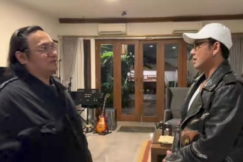 Farhat Abbas vs Denny Sumargo: sang Pengacara Banyak Ngeles saat Ditantang