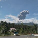 Gunung Dukono Erupsi Pagi Ini, Semburan Abu Vulkanik Setinggi 1,8 Kilometer