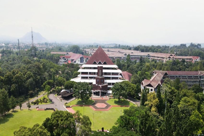 IPB Peringkat 1 ASEAN Kriteria Environmental Education di QS Sustainability Ranking 2025