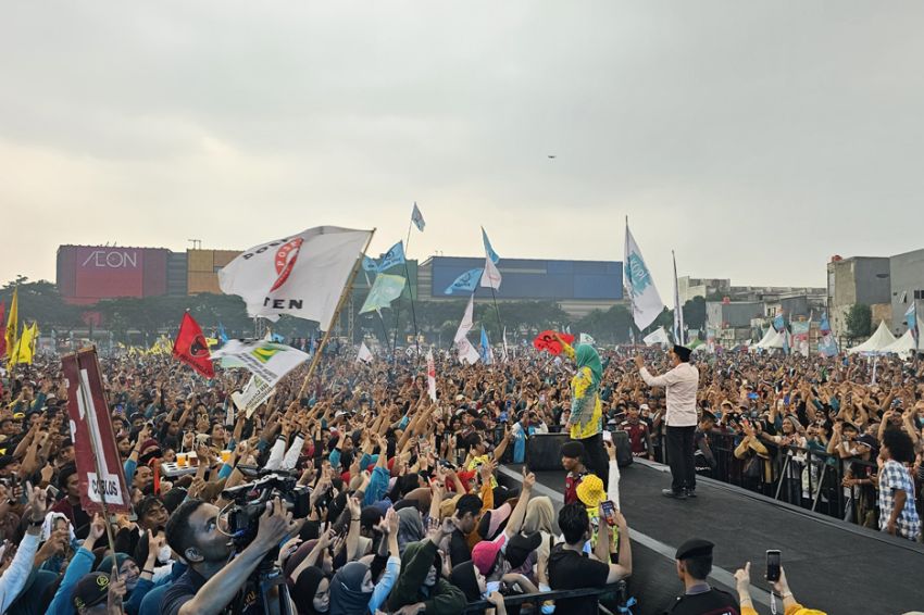 Kampanye Akbar Airin-Ade, Puluhan Ribu Massa Teriakkan Rakyat Bersatu