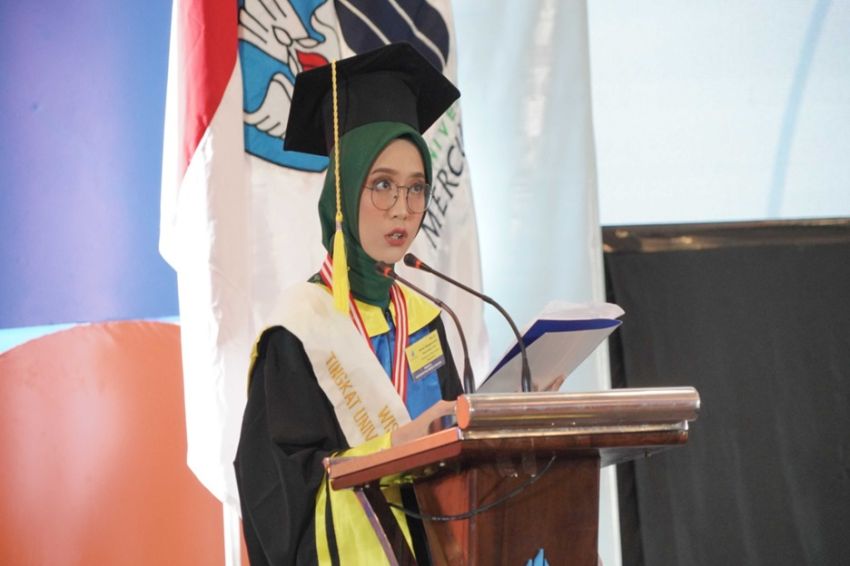 Kisah Richel, Wisudawan Universitas Mercu Buana dengan Segudang Prestasi