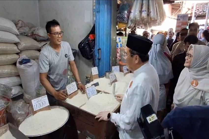 Kunjungi Pasar Ujung Menteng, Cawagub Suswono Temukan Daya Beli Masyarakat Menurun