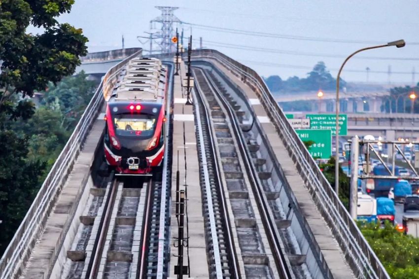 LRT Jabodebek Alami Gangguan, Penyebabnya Pohon Tumbang