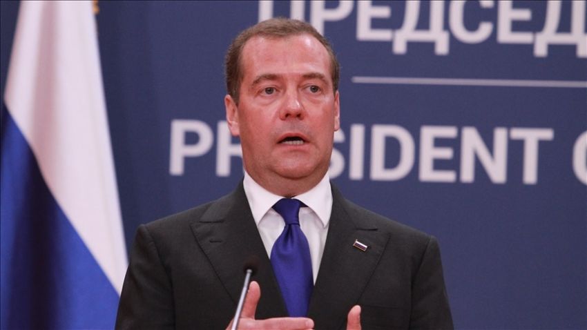 Medvedev Ungkap Berbicara dengan AS seperti Bicara dengan Hitler