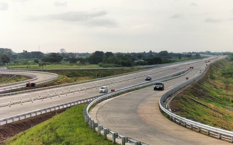 Menerka Perintah Prabowo Menghentikan Pembangunan Proyek Tol Baru hingga Infrastruktur Besar