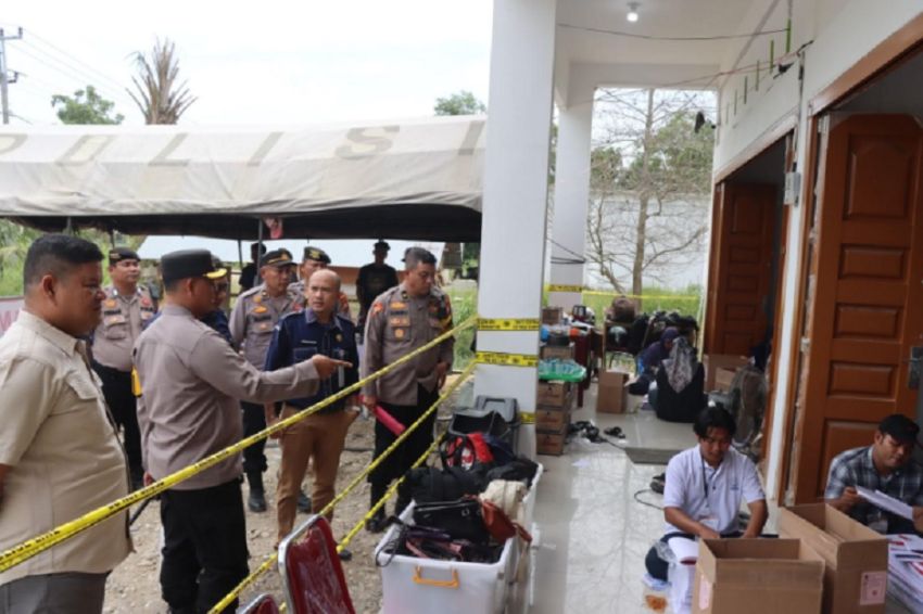 Ratusan Ribu Surat Suara di Rokan Hulu Riau Dilipat dengan Pengawasan Ketat